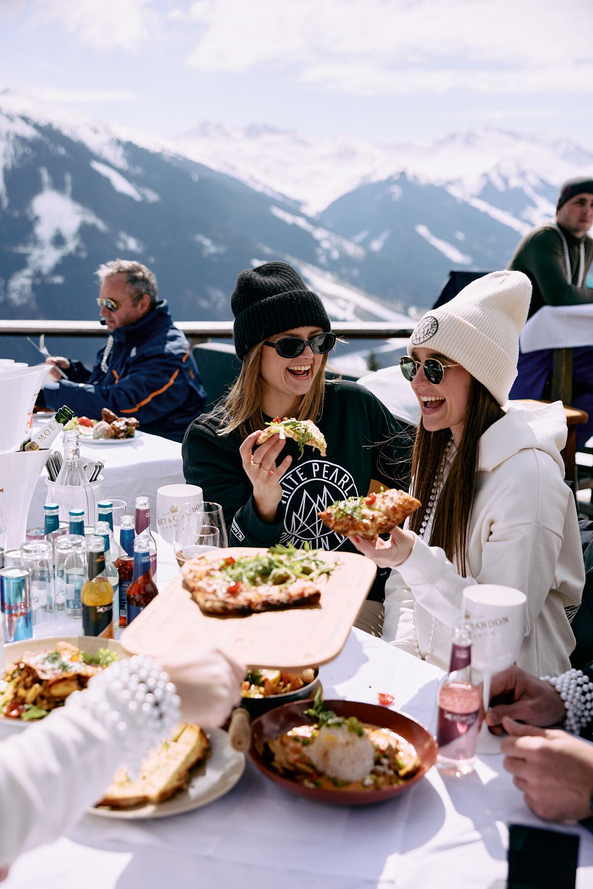 White Pearl Mountain Days Kulinarik 