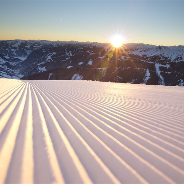 Alpine skiing at the Skicircus Saalbach Hinterglemm Leogang Fieberbrunn