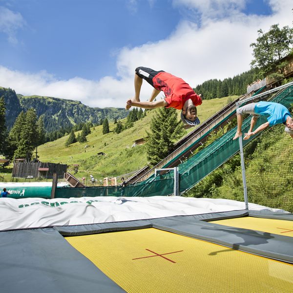 Jump & Slide Park