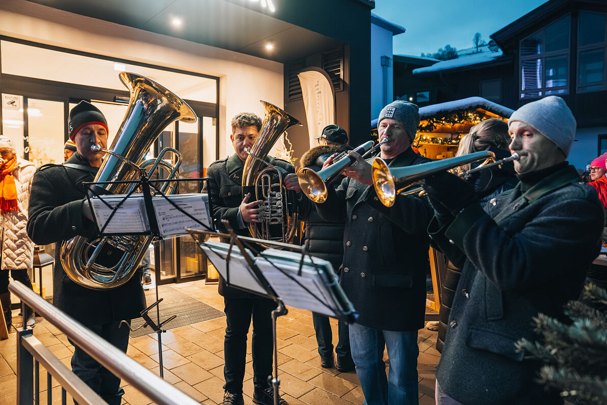 Eröffnung Geschäfts- und Bürogebäude der Hinterglemmer Bergbahnen 