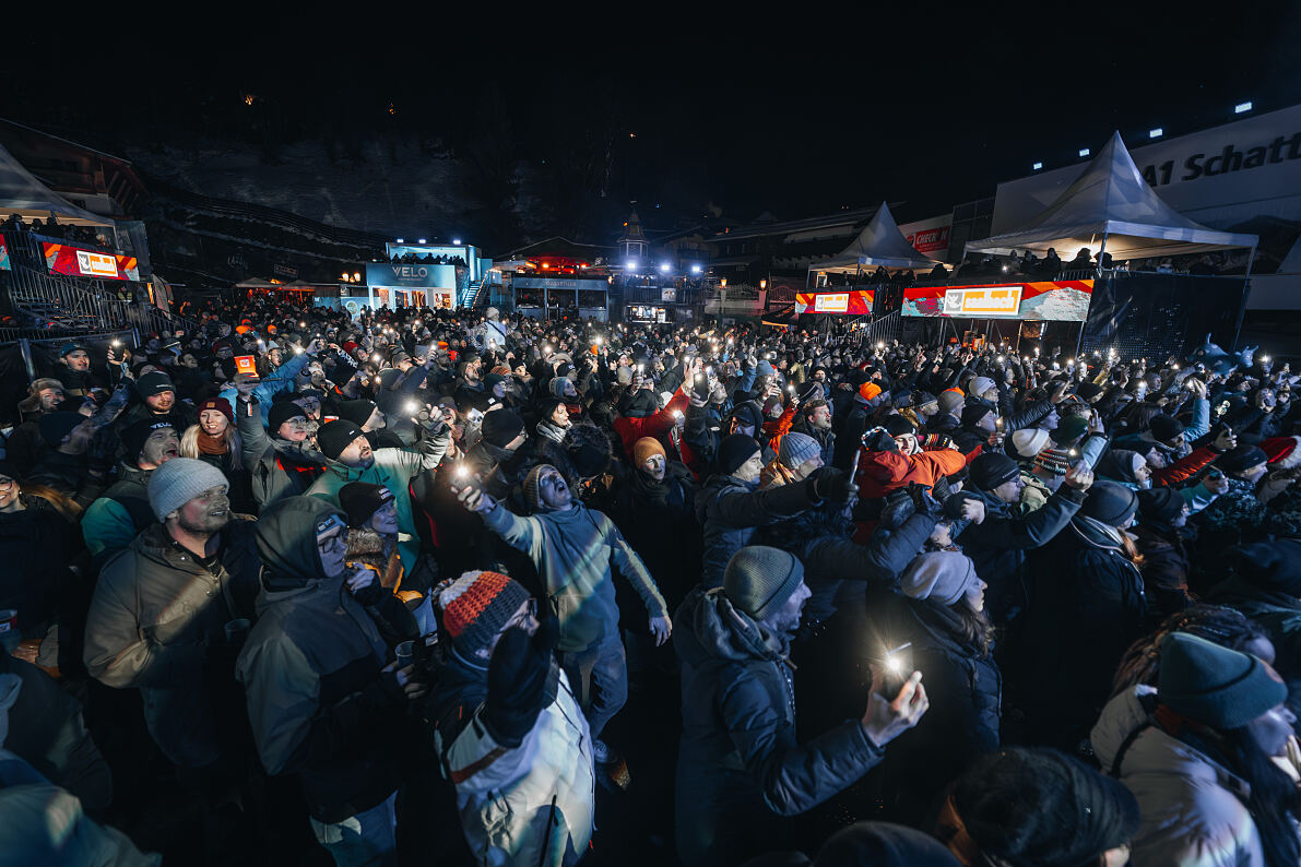 Stimmung im Publikum vor der Open-Air-Bühne